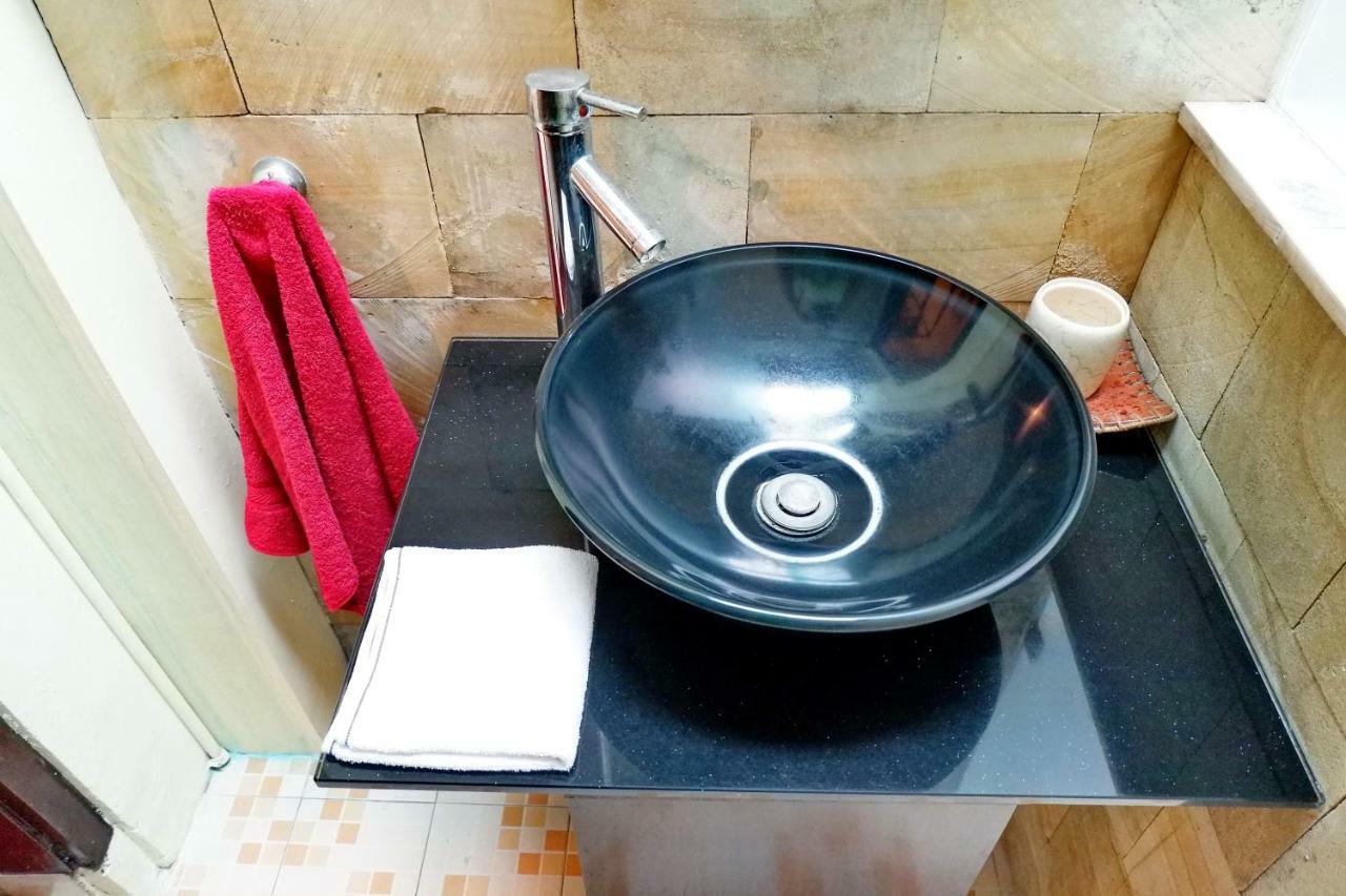 The Sawah Home Hotel Yogyakarta Exterior photo